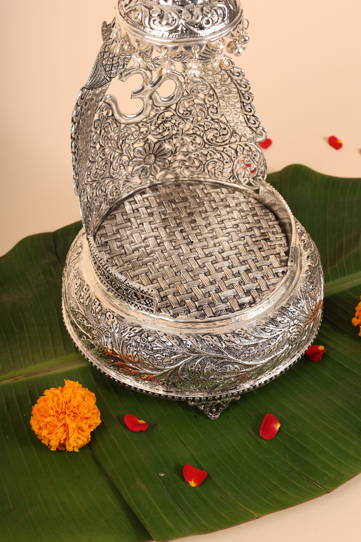 German Silver Singasan for Idols – Handcrafted Silver Throne for Home Mandir & Pooja Décor