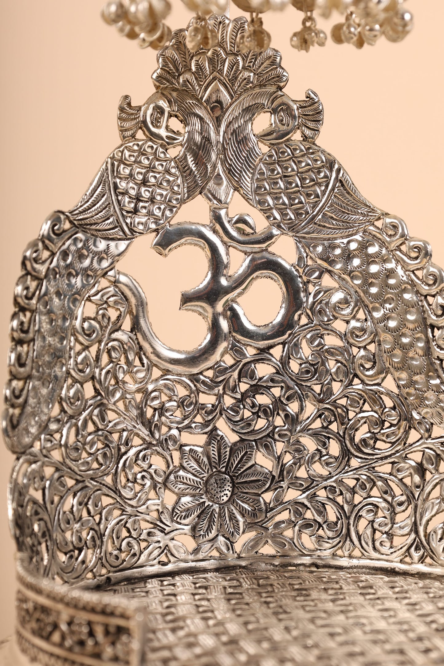 German Silver Singasan for Idols – Handcrafted Silver Throne for Home Mandir & Pooja Décor