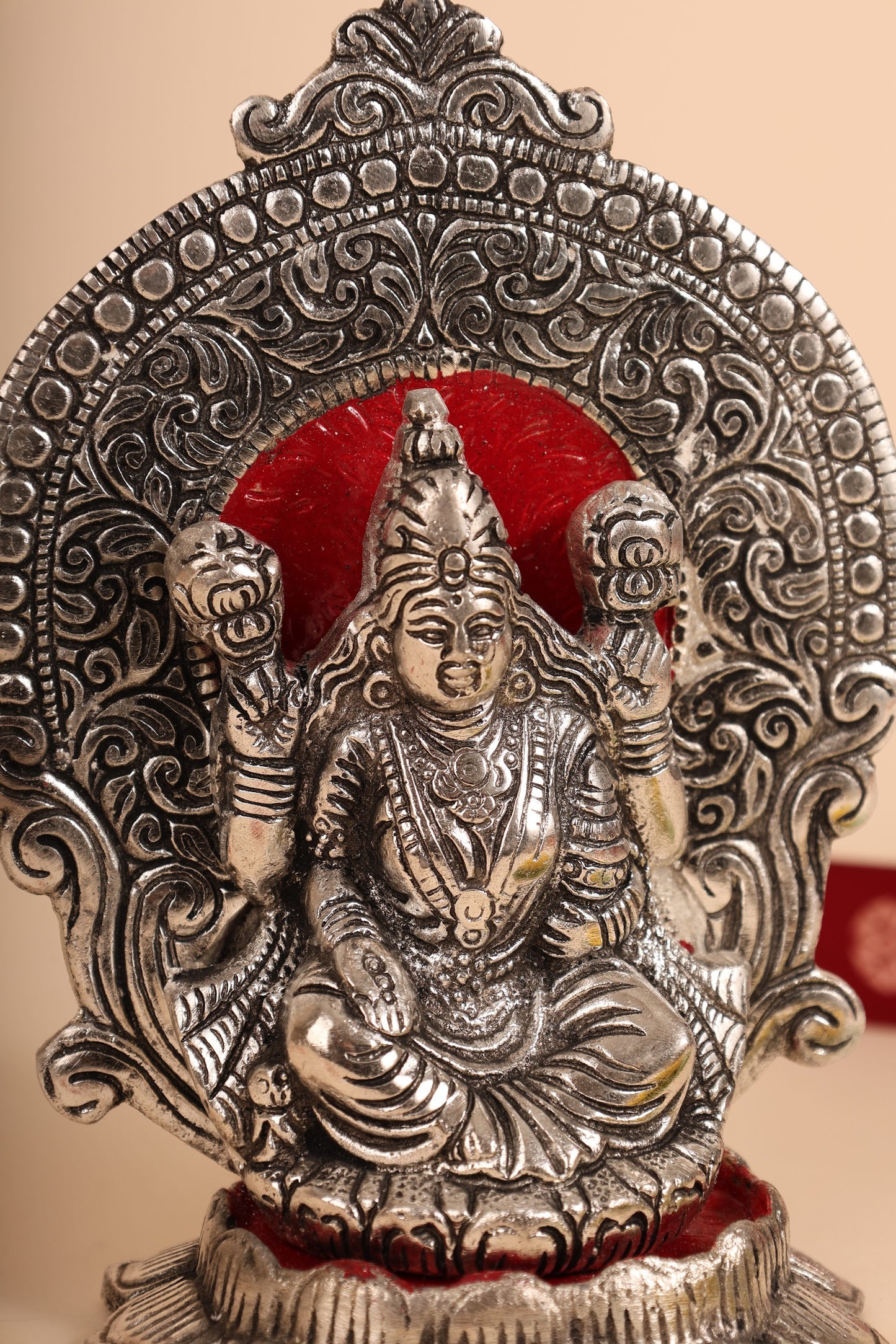 German Silver Laxmi Idol – Handcrafted Goddess Lakshmi Murti for Wealth & Pooja Room Décor