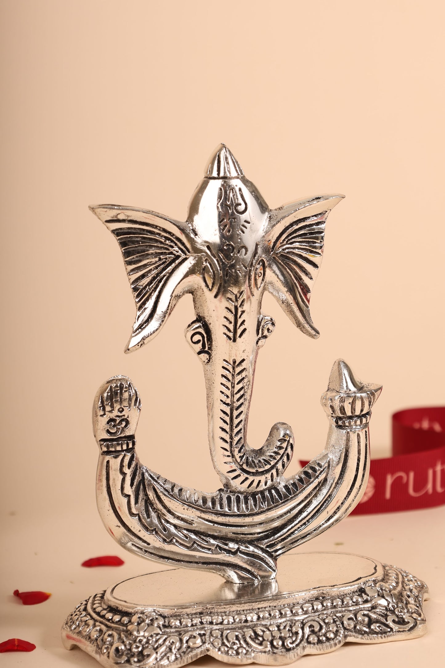 German Silver Ganesh Idol – Handcrafted Lord Ganesha Murti for Pooja Room & Auspicious Gifting