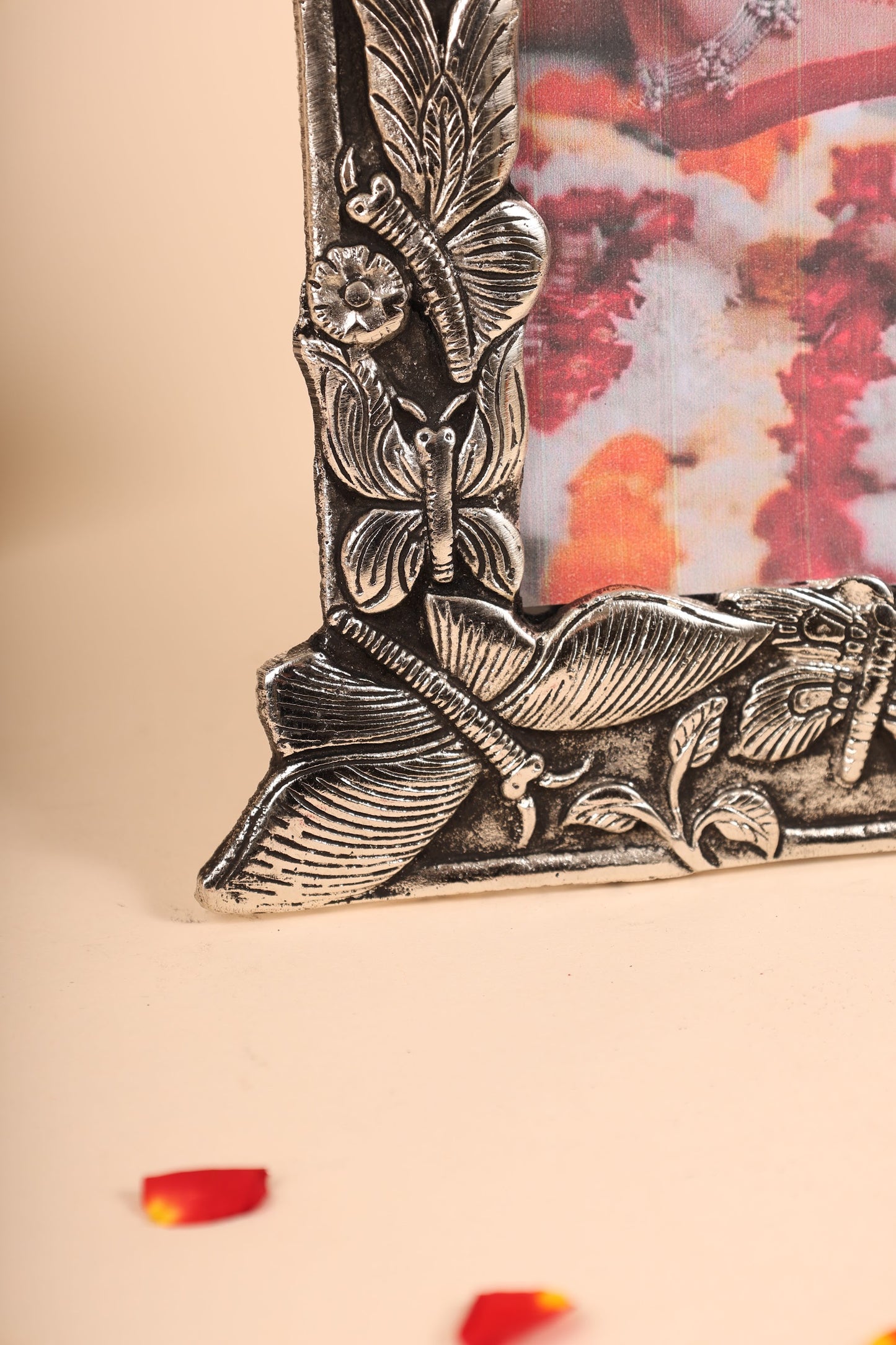 German Silver Butterfly Photo Frame – Elegant Handcrafted Decorative Frame for Home & Gifting