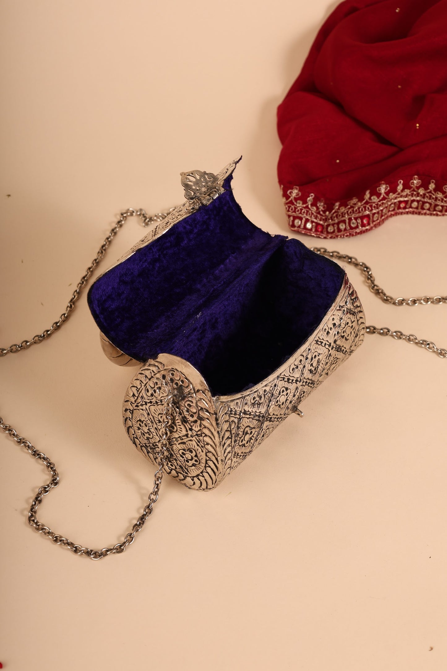 German Silver Women’s Purse – Handcrafted Ethnic Clutch for Festive & Traditional Wear