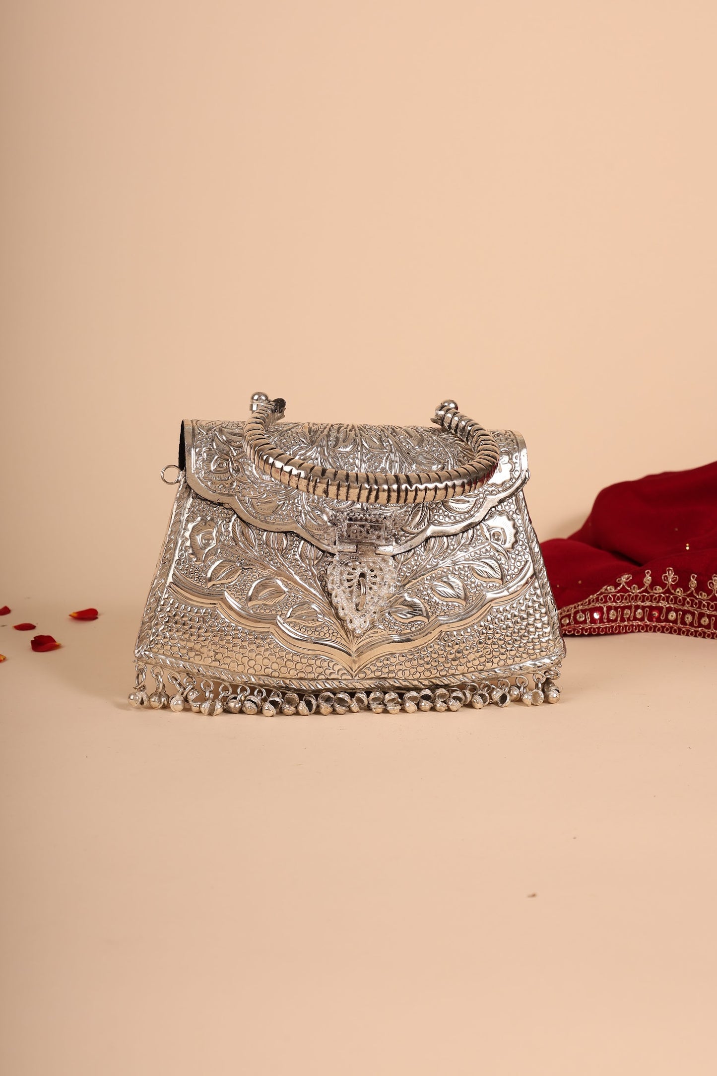 Handcrafted German Silver Women’s Purse – Elegant Traditional Clutch for Weddings & Festivals