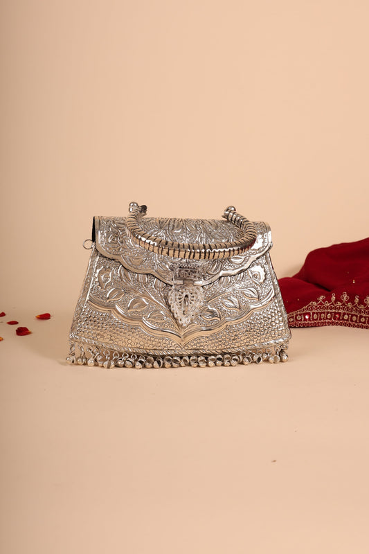 Handcrafted German Silver Women’s Purse – Elegant Traditional Clutch for Weddings & Festivals