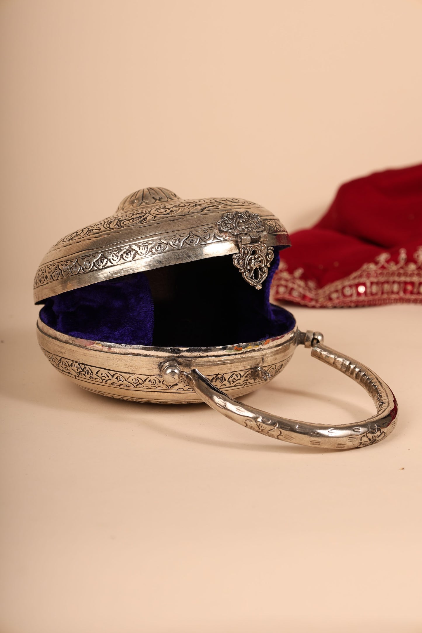 German Silver Women’s Clutch Purse – Handcrafted Ethnic Bag for Weddings & Festive Occasions