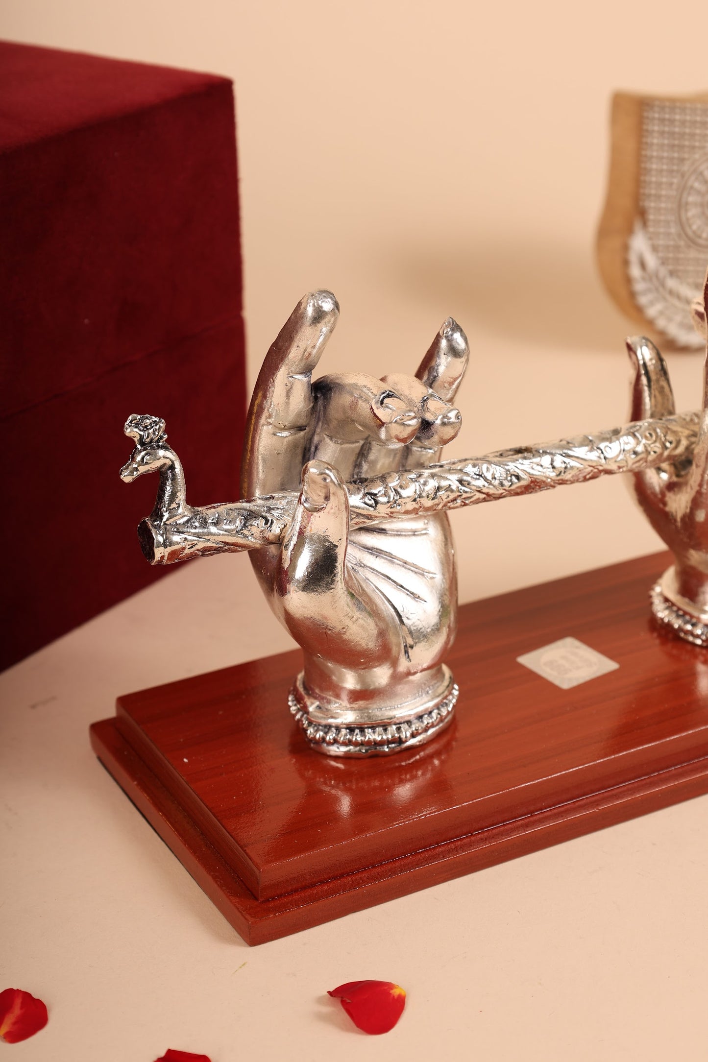 Pure Silver Krishna’s Hand with Flute – Divine Decorative Idol for Pooja & Gifting