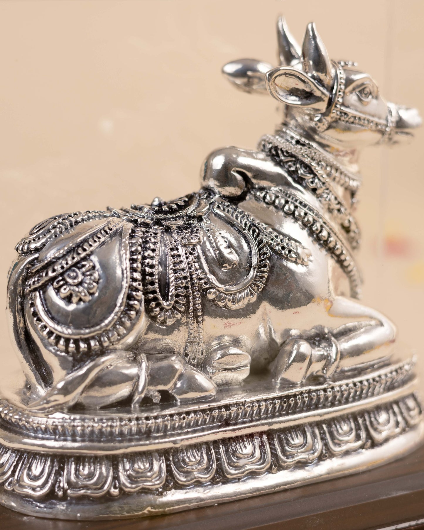 Pure Silver Nandi Idol For Home Decor and Gifting