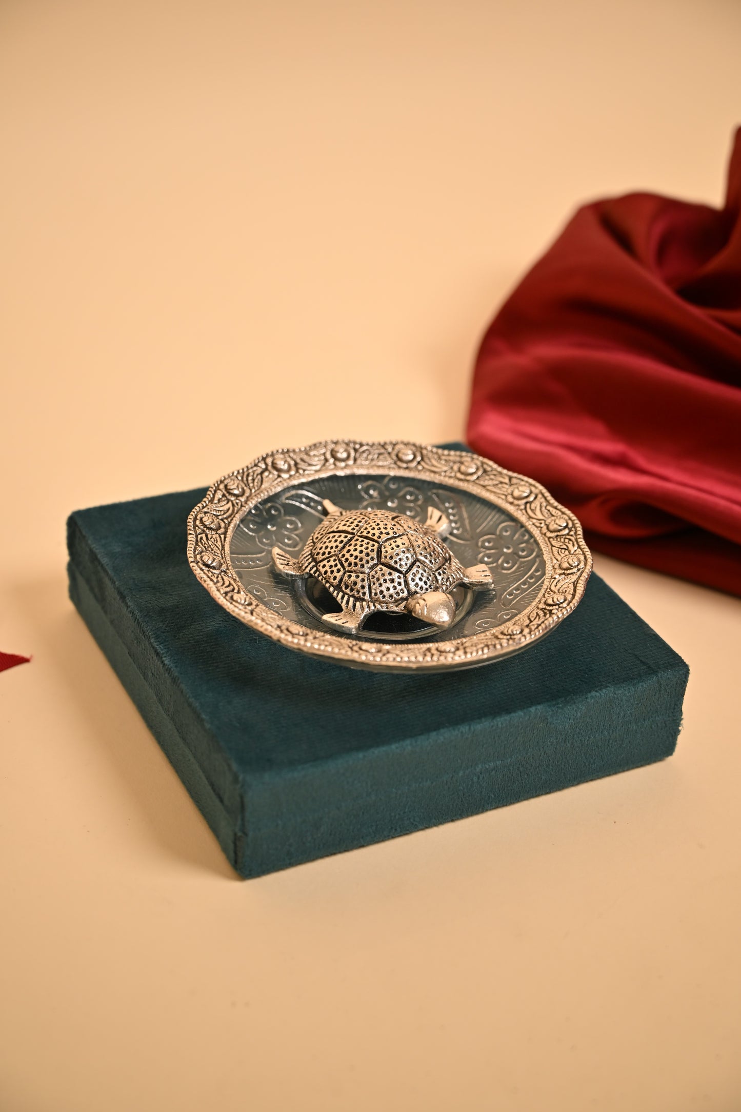 German Silver Tortoise Kumkum Plate with Handcrafted Detailing – Vastu & Pooja Décor