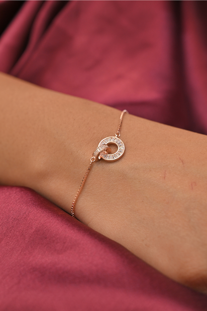 Rose Gold Interlocking Circle Crystal Bracelet