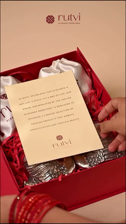 Silver Plated Swan Tealight Holder, Elegant Gifting Set